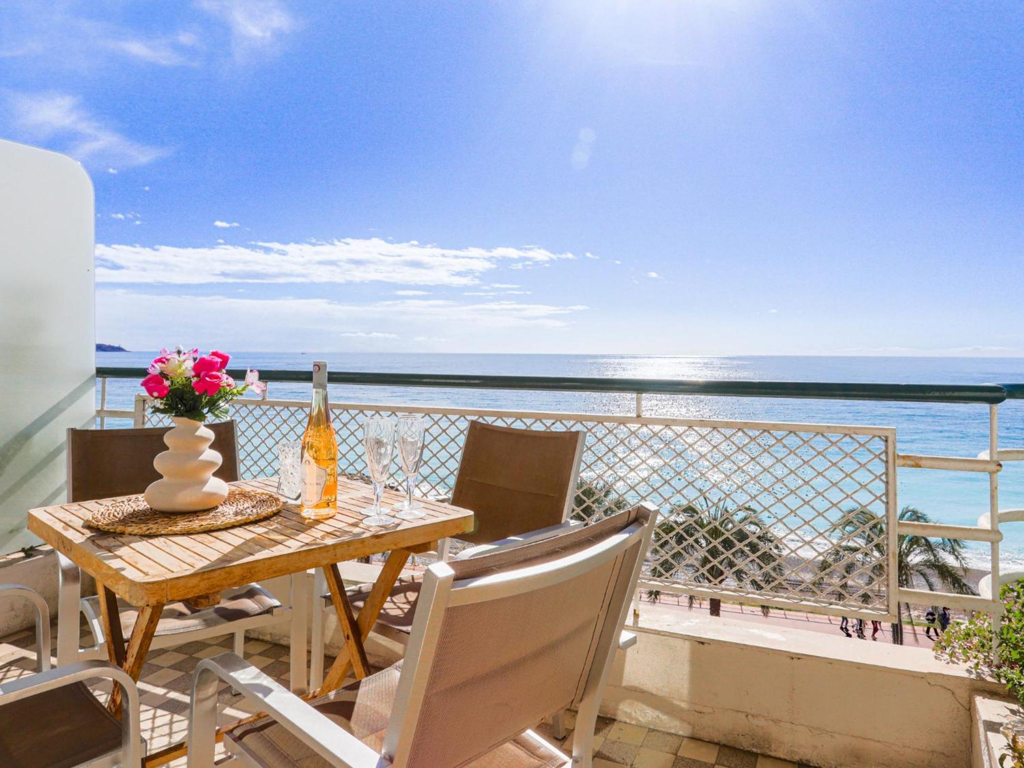 Apartment La Floride Promenade Des Anglais By Interhome ニース エクステリア 写真